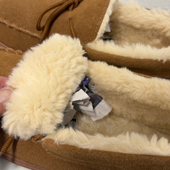 Lamo Suede Faux Fur Lined Indoor Outdoor Moccasin Slippers - New - Men’s 11 main image 8